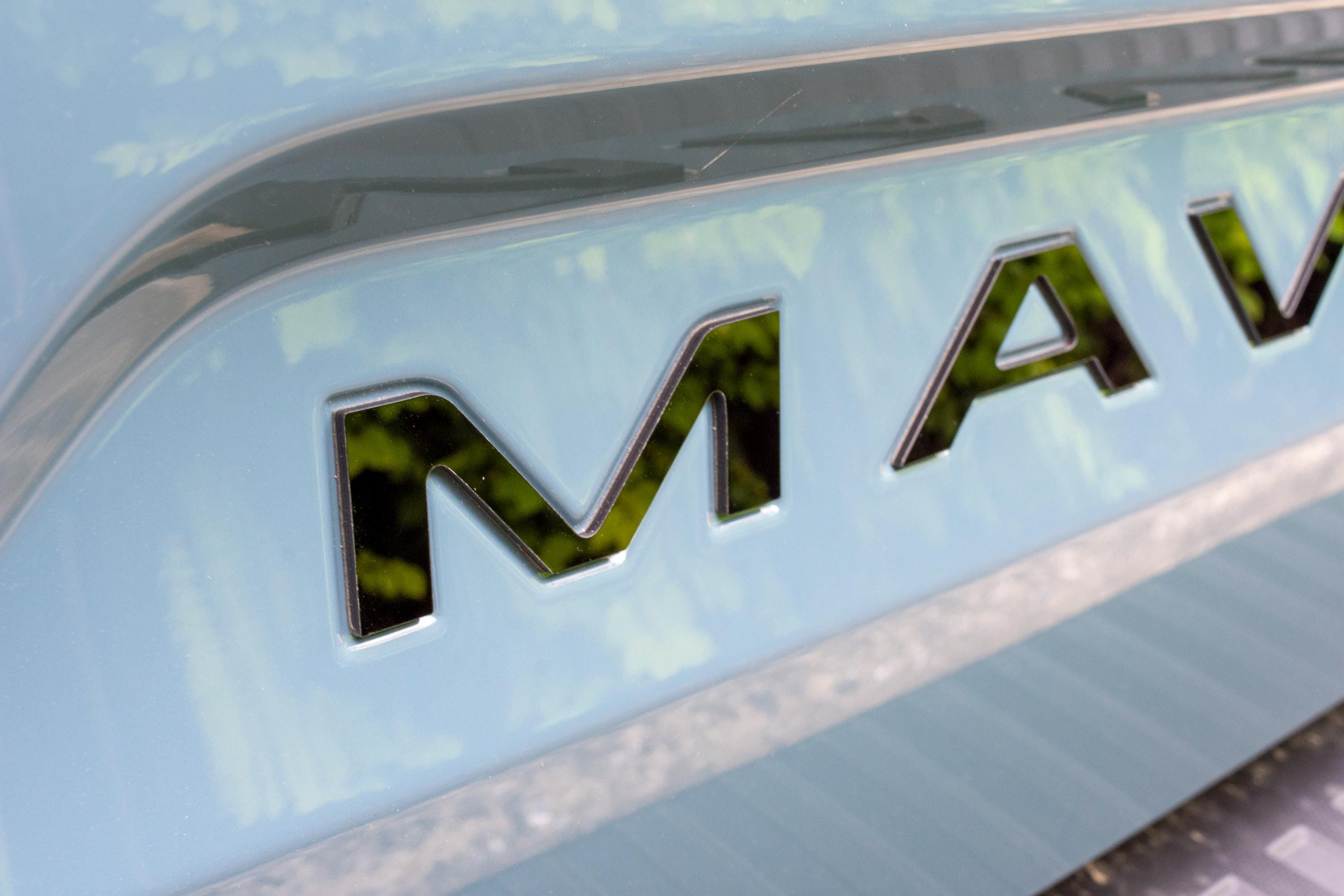 Gloss Black Raised Badges Fits 2022-2025 Ford Maverick Tailgate Letters ABS Plastic Insert Decals - Durable Raised Badge Kit