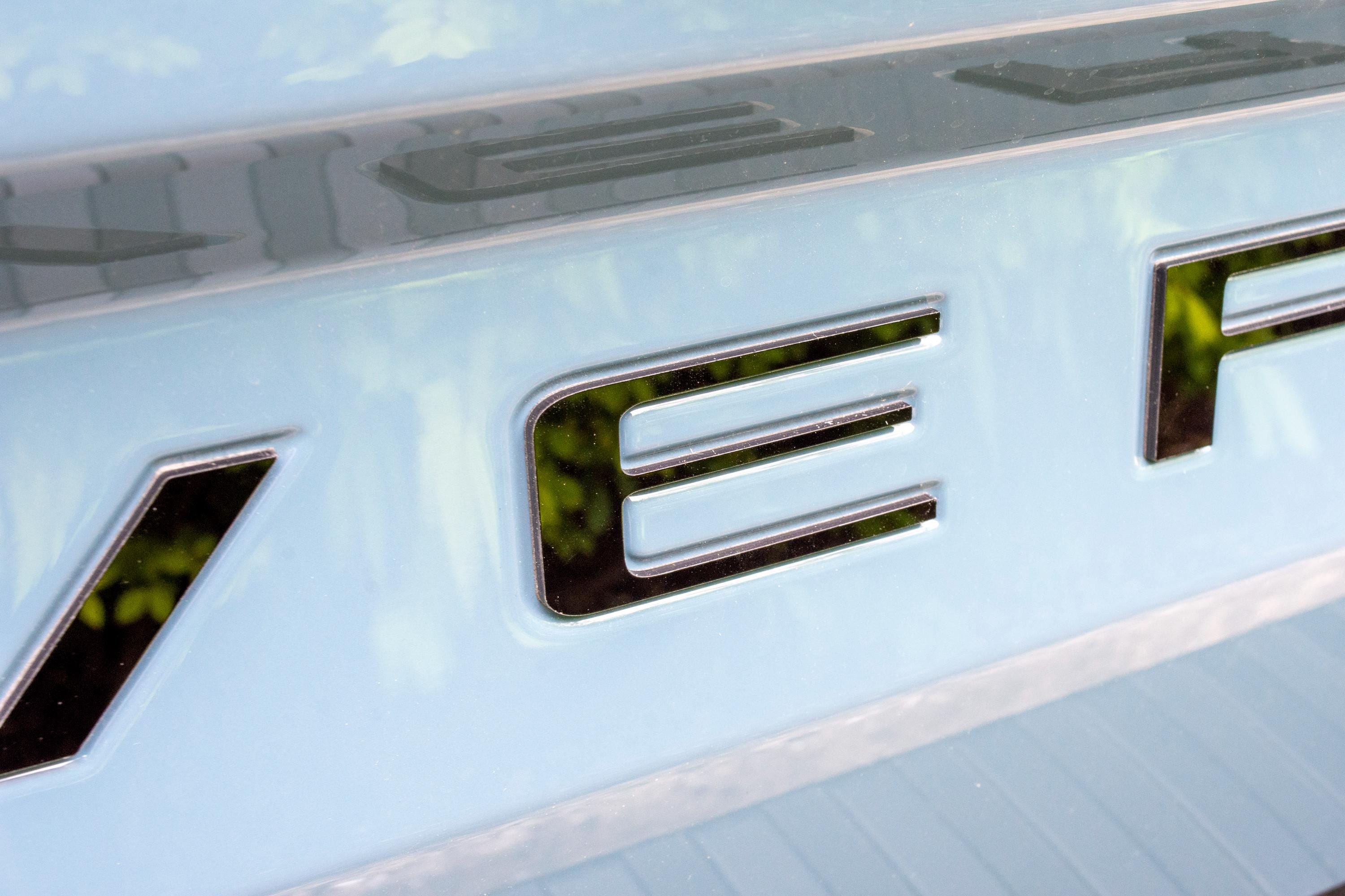 Gloss Black Raised Badges Fits 2022-2025 Ford Maverick Tailgate Letters ABS Plastic Insert Decals - Durable Raised Badge Kit