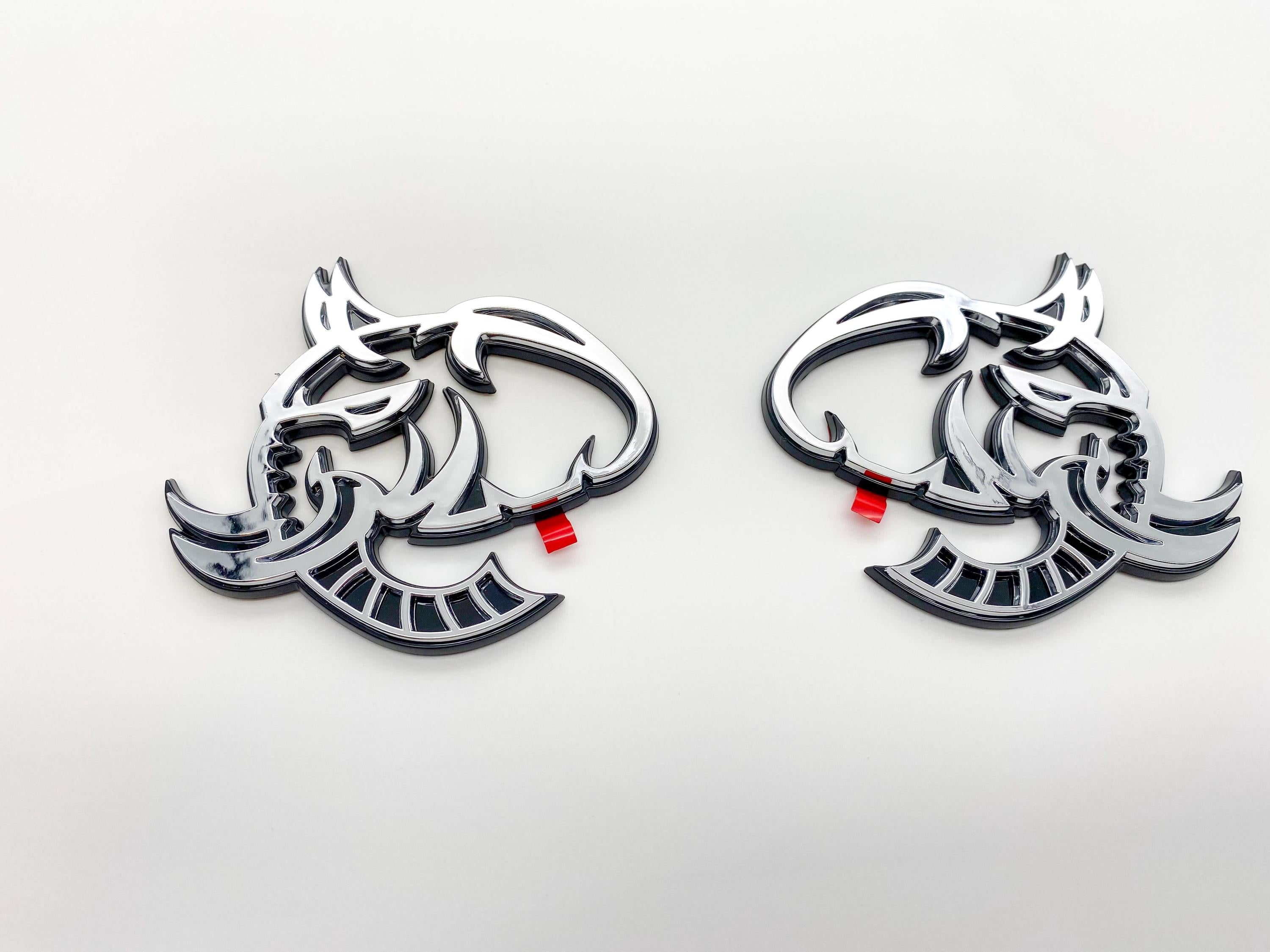 Chrome on Black Elephant Head Fender Left/Right Side Badge 3D Emblems Decal Stickers for Hellephant Challenger Charger TRX Silverado