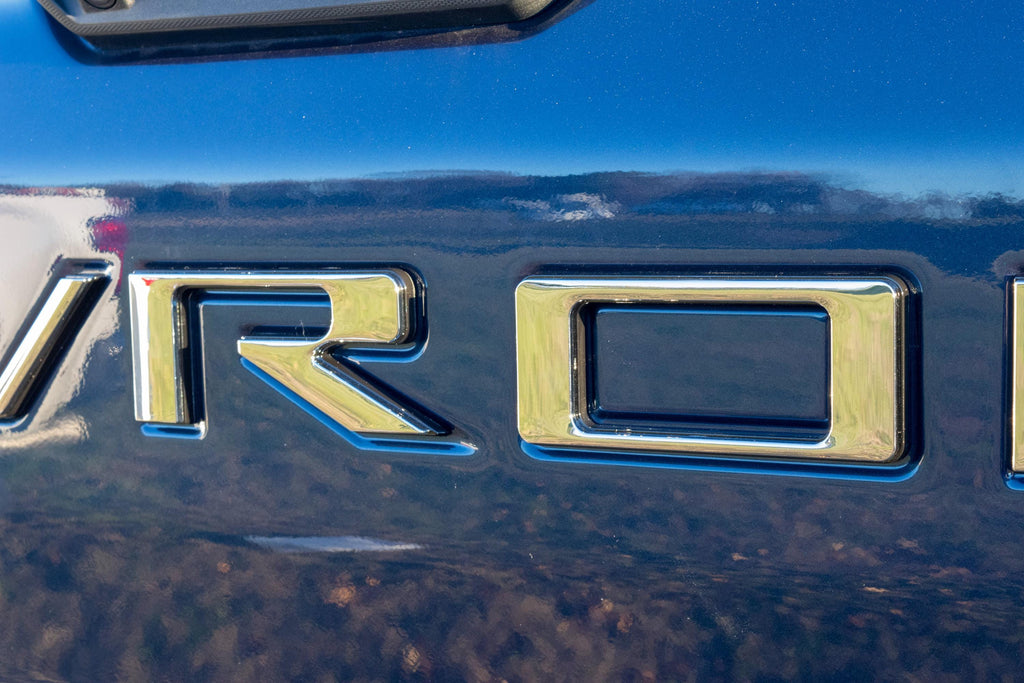 Chrome with Black outline Premium 3D Raised Coated Tailgate Letter Inserts Decals Fit With Chevrolet Silverado 2019-2025 Model